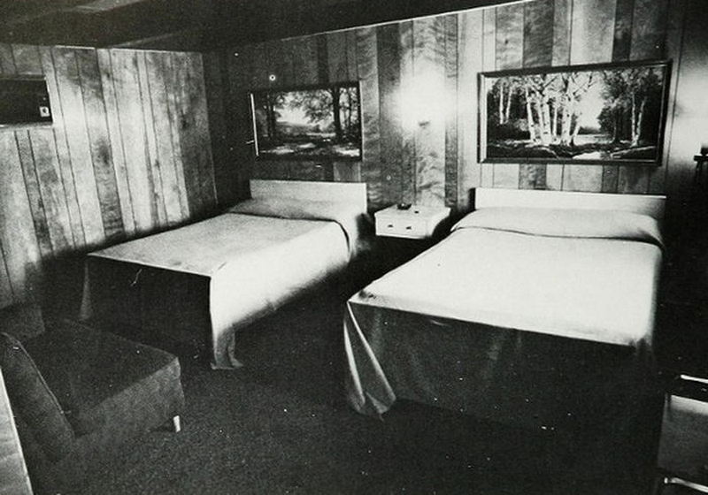Skylark Motel - 1973 Yearbook Ad